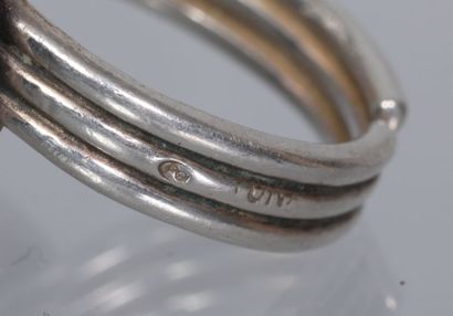 null Bague en argent 925 millièmes d'inspiration ethnique à motif de disques circa...