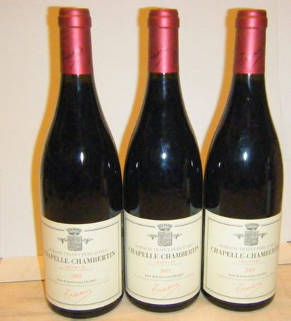 null 3 bouteilles CHAPELLE-CHAMBERTIN, TRAPET 2005 1 étiquette très légèrement marquée....