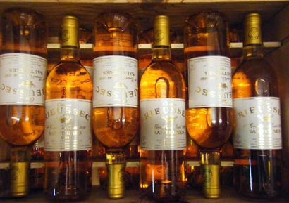 12 bouteilles RIEUSSEC 1989 Caisse bois d'origine....