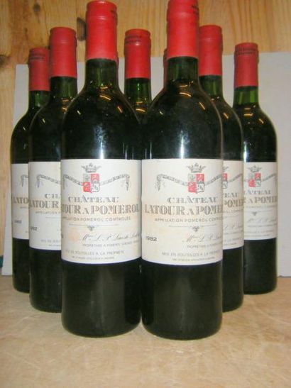 null 9 bouteilles LATOUR A POMEROL 1982 Etiquettes légèrement tachées ; niveaux :...