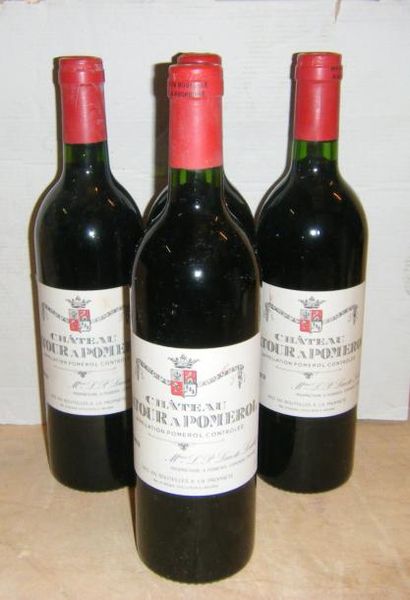 null 4 bouteilles LATOUR A POMEROL 1983 2 étiquettes légèrement marquées, 1 légèrement...