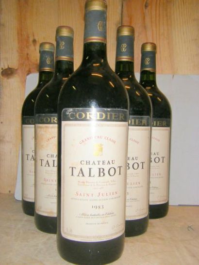 null 6 magnums TALBOT 1983 Etiquettes tachées. Labels stained.