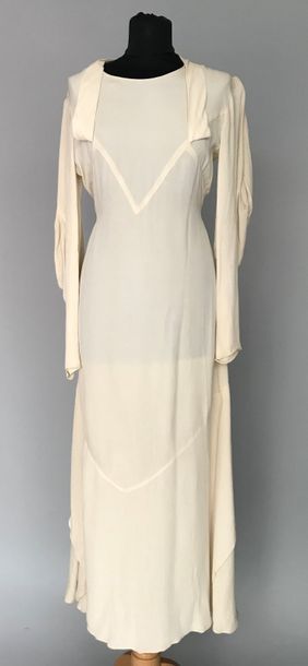 null Robe longue en crêpe ivoire, circa 1930 - Taille 44 (tache sur le devant)