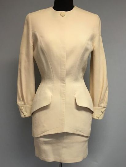 null THIERRY MUGLER 

Tailleur en lainage ivoire - Taille 36