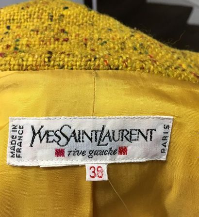 null YVES SAINT LAURENT Rive Gauche 

Veste en lainage chiné safran boutons couture...