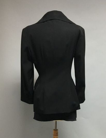 null YOHIJI YAMAMOTO 

Veste en lainage noir, circa 80 - Taille 38