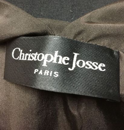 null CHRISTOPHE JOSSE Paris 

Robe à col volant en fibre composite chocolat, prototype...