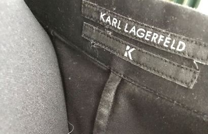 null KARL LAGERFELD 

Chemiser en coton noir à bustier plissé - taille 42