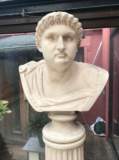 null D'après l'Antique
Suite de 4 bustes en plâtre d'Empereurs romains sur piedouches...
