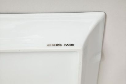 null HERMES Paris 

Cendrier " Chasse en Inde " en porcelaine de Limoges peinte à...