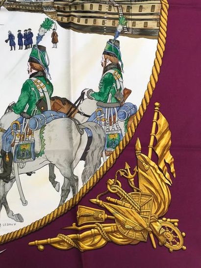 HERMES Paris " Marine et Cavalerie " par Philippe Ledoux - Carré en soie bleu, vert,...