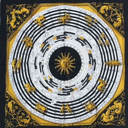  HERMES Paris " Astrologie " par Marie-Françoise Faconnet - Carré en soie noir, or...