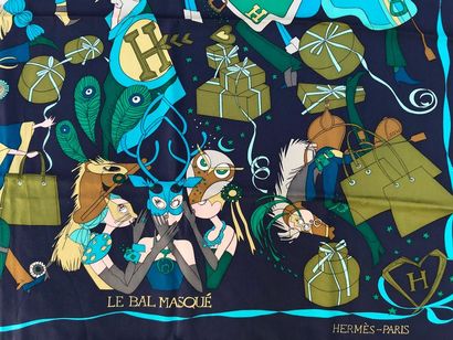  HERMES Paris " Le bal masqué " par Saw Keng - Carré 70 x 70 en soie bleu turquoise,...