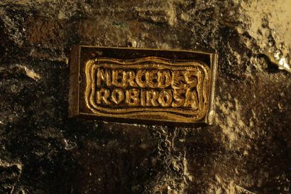 null MERCEDES ROBIROSA

Broche mystérieuse représentant un chateau fort dans un encadrement...