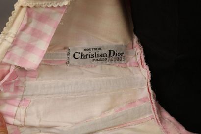 null CHRISTIAN DIOR Boutique Paris 741003 

Robe en vichy rose circa 1960