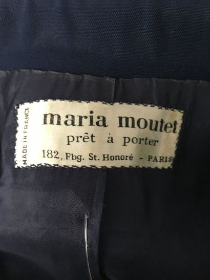 null MARIA MOULET 182 Fg St Honoré Paris 

Veste en lainage marine boutons en métal...