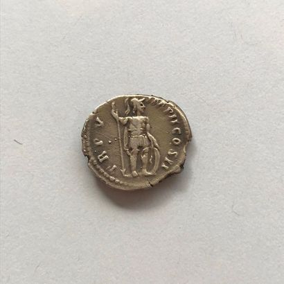 null Représentation d’une monnaie romaine d’argent.