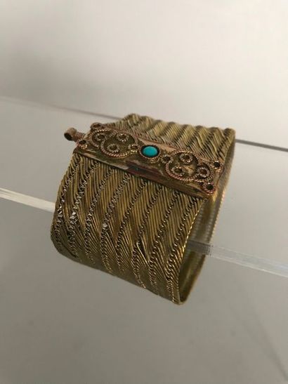 null Bracelet ruban d'inspiration orientale en métal doré et perle de verre turquoise...
