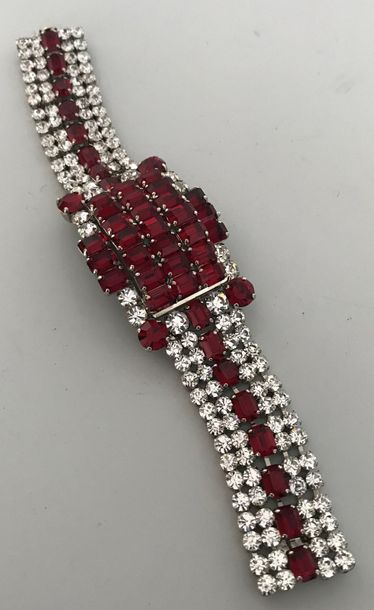 null Bracelet joaillerie en métal patiné gris orné de strass rouges et blancs - Longueur...