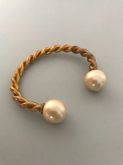 null Bracelet jonc torsade en métal doré et perles nacrées - Largeur : 6,5 cm