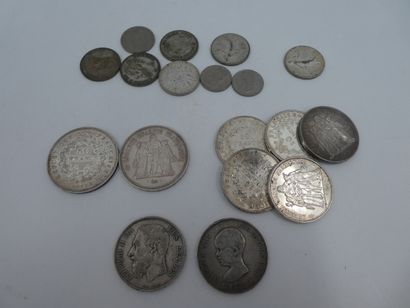 null LOT de pièces de collection en argent : 2 x 50 francs Hercule, 5 x 10 francs...