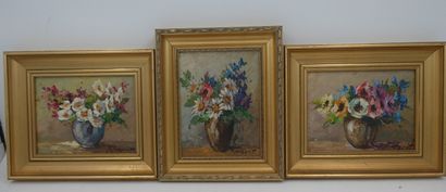 null FLORENT, "Bouquets de fleurs", suite de trois huiles sur carton signées, 13...