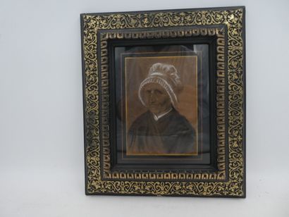 null Ecole française du 19ème siècle, "Portrait de femme à la coiffe blanche", technique...