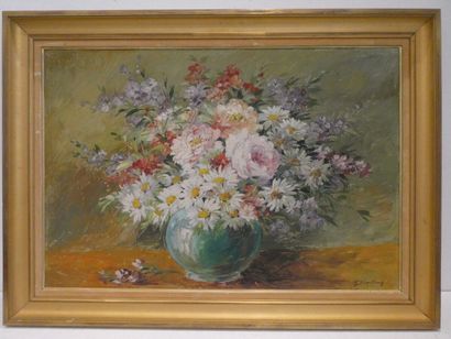 null BERTRAND R., "Bouquet de fleurs", huile sur panneau signée en bas à droite,...