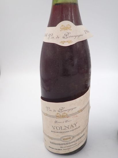 null VOLNAY, Domaine Begin Colnet, 1962 (1-bouteille), 1964 (2-bouteilles) niveau...