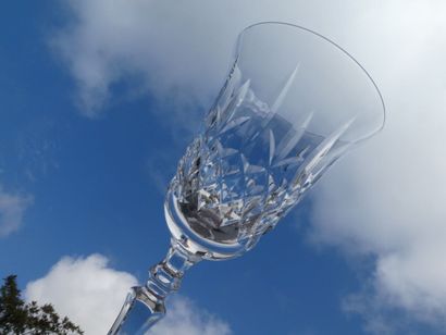 null SEVRES Cristal une partie de service de verres, comprenant: 11 flutes (hauteur...