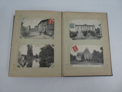 null Album de cartes postales environ 200 Loire