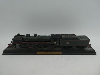 null SNCF 141-R, une locomotive et son tender BOULOGNE, longueur 30 cm