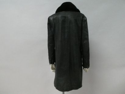 null BRICE BERGER, manteau 3/4 femme en cuir noir, T 38 environ, (usures et manque...