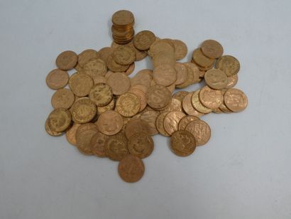 null LOT 106 pièces de 20 francs en or, 670 gr