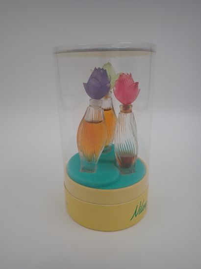 null NINA RICCI, year 1990, Nilang by Lalique, lot including three diminutive perfumes...