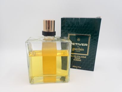 null GUERLAIN, année 1959, Vetiver, flacon contenant 500 ml d'eau de cologne ent...