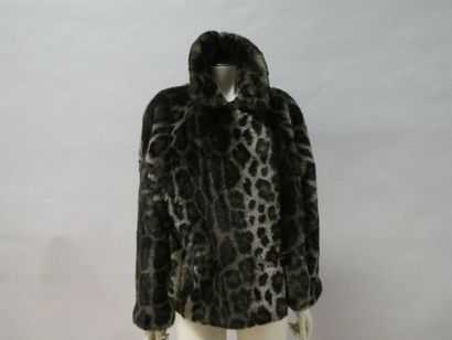 null Jeanne AUBERT Lyon jacket imitation panther, T 40 about