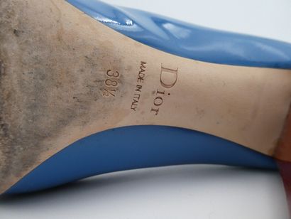 null Christian DIOR, pair of pumps in caramel and blue patent with green buckle marked,...