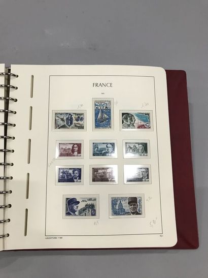 null Belle collection de timbres de France de 1849 à 1970 en 4 albums LINDNER tres...