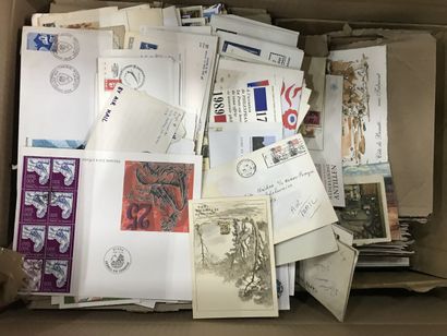 null 2 gros cartons contenant 30 albums de timbres pays divers neufs et oblitérés...