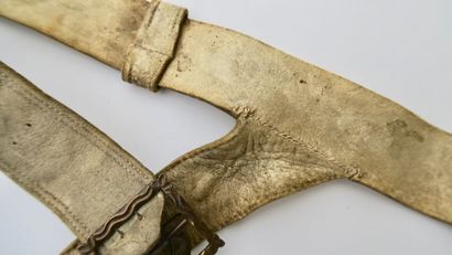 null Dragoon officer's belt. White stitched leather for sword and bayonet, brass...