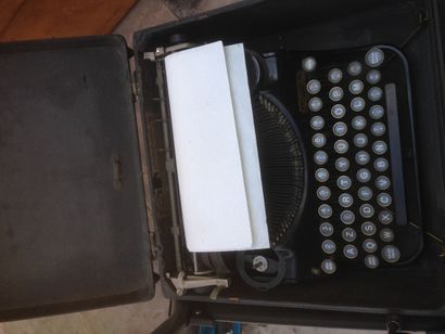null UNDERWOOD PORTABLE machine à écrire