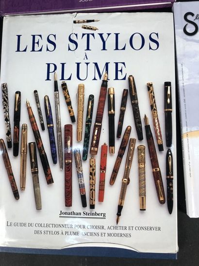 null LOT livres sur le thème des stylos dont : "Les stylos a plume" Jonathan Steinberg,...