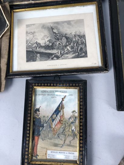 null LOT estampes encadrées (portraits de Napoléon III et Eugénie) et un médaillon...