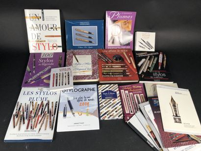 null LOT livres sur le thème des stylos dont : "Les stylos a plume" Jonathan Steinberg,...