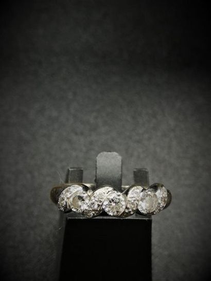 Demi- alliance diamants taille brillant,...