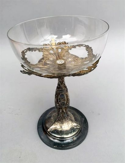 null Trophée de la fête du Tir, Roubaix, 1910
Coupe en cristal de Baccarat.
Monture...