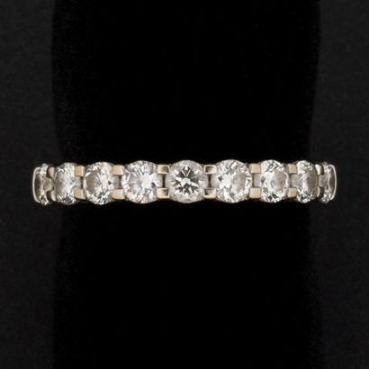 null Demi- alliance diamant taille brillant , 0.50 carat environ, monture or gris....