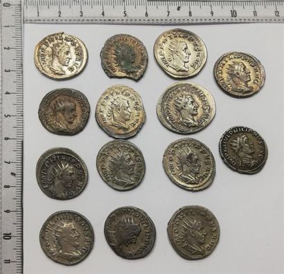 Lot de 14 Antoniniens argent de Philippe...