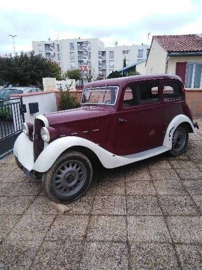 FIAT NSU Type 1000, birdeaux et blanche FIAT NSU Type 1000, birdeaux et blanche.
Essence,...